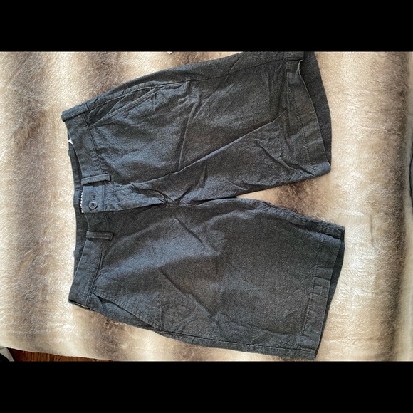 Wrinkled Express Shorts - Picture 1 of 4